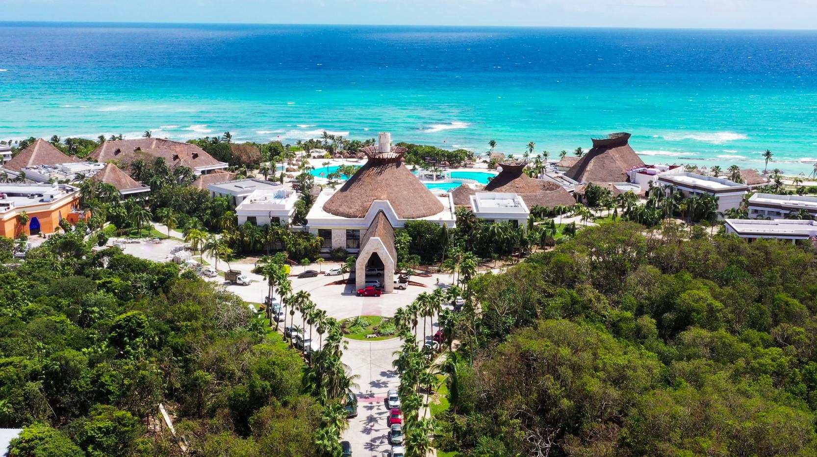 Bahia Principe Grand Tulum Ξενοδοχείο Riviera Maya Εξωτερικό φωτογραφία Aerial view of the resort